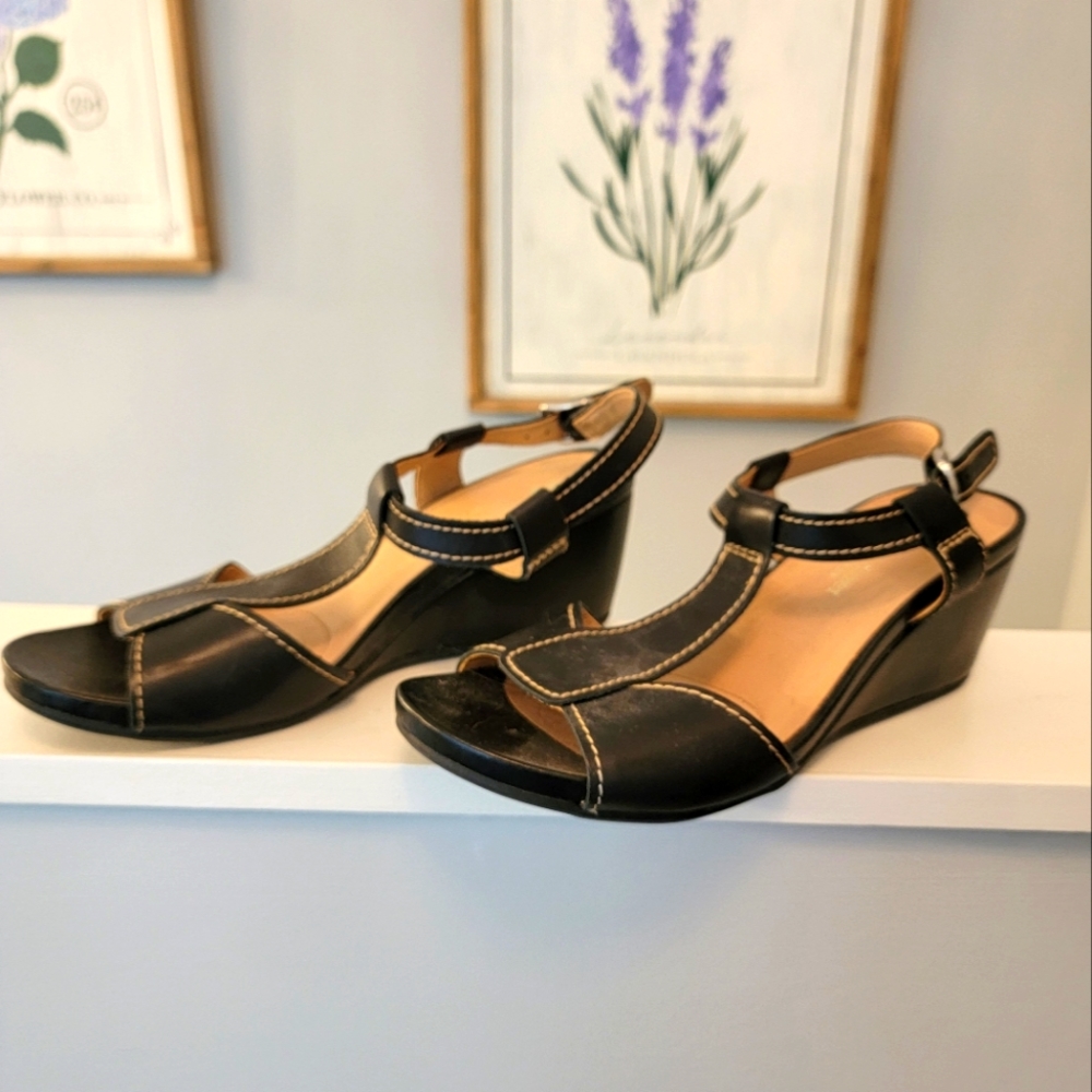 Black Naturalizer dressy Sandals 9.5